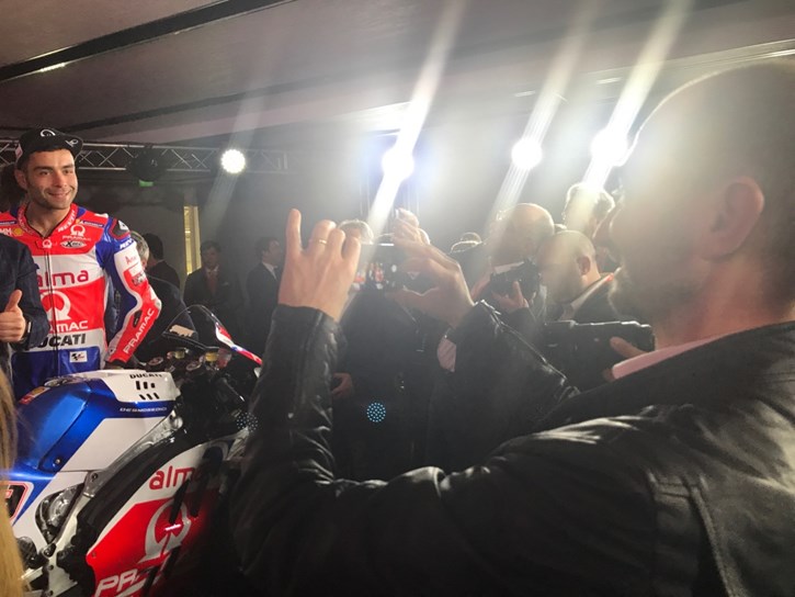 O CEO της Ducati σε ρόλο φωτογράφου!!!