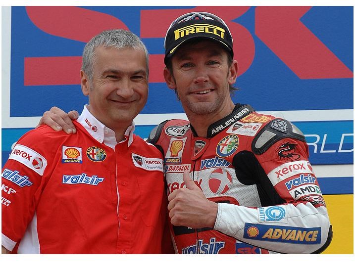 O Tardozzi με τον Troy Bayliss.