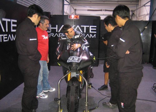 Ηayate Racing Team λέγεται η νέα ομάδα της Kawasaki