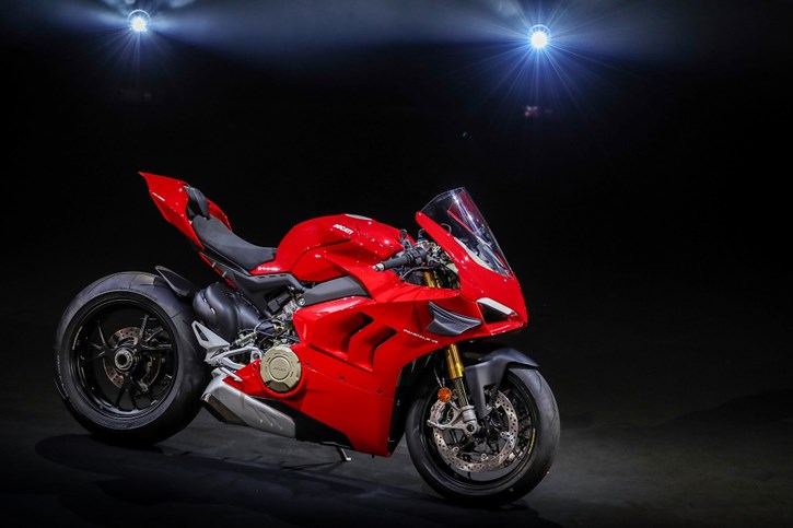 Panigale V4