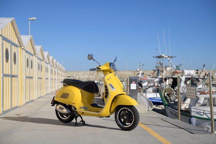 VESPA GTS Super