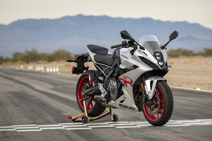 Suzuki GSX 8R